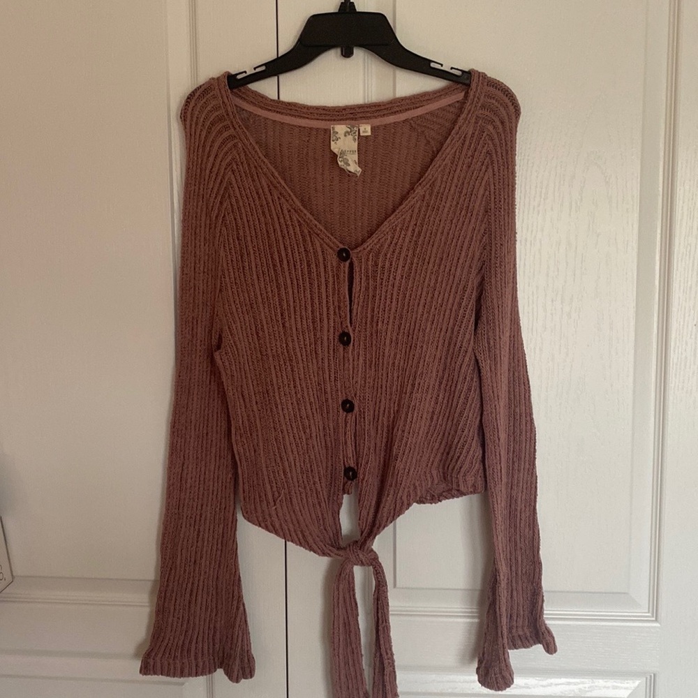 Mauve colored knit sweater